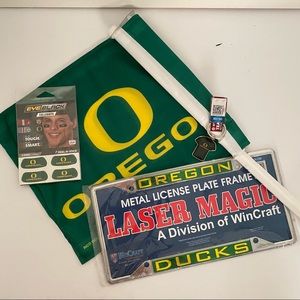 NCAA Oregon Ducks Football Fan Bundle